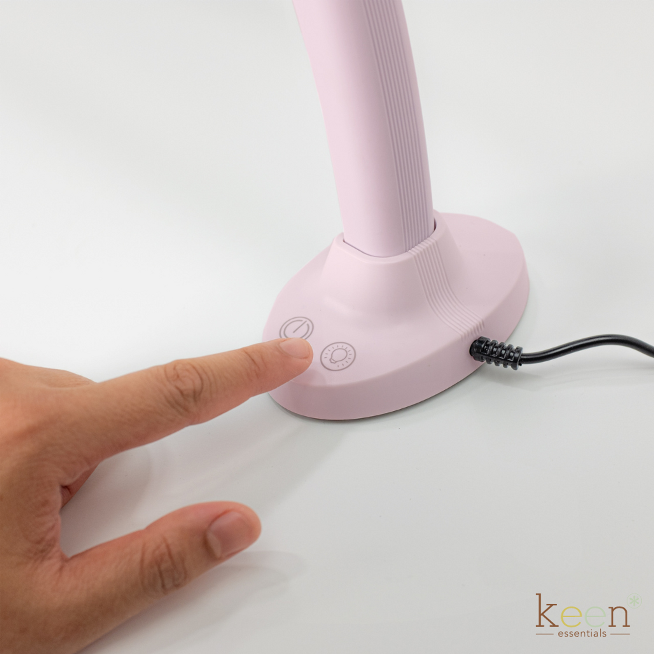 KEEN LUNA LED Tabletop Lamp