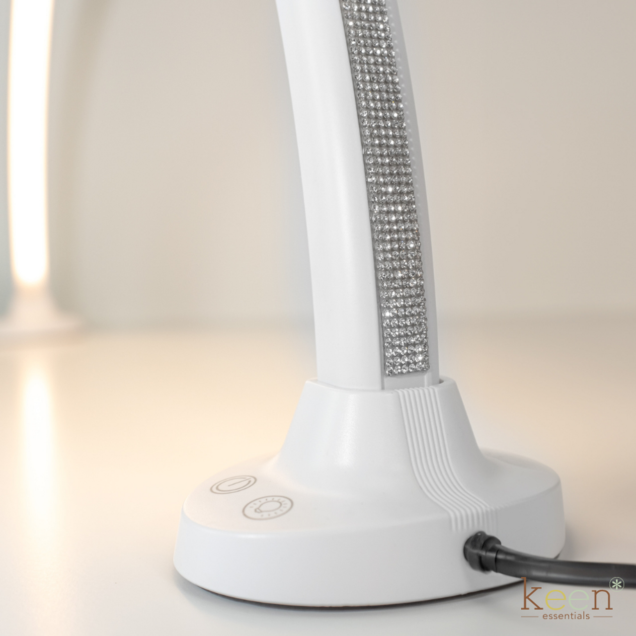 KEEN LUNA LED Tabletop Lamp