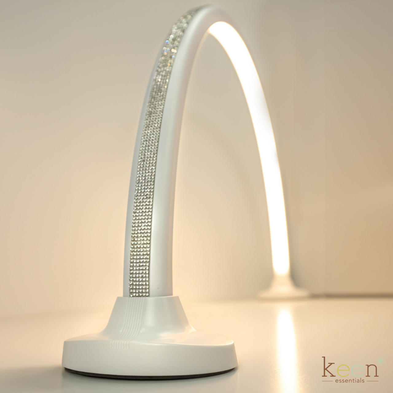 KEEN LUNA LED Tabletop Lamp