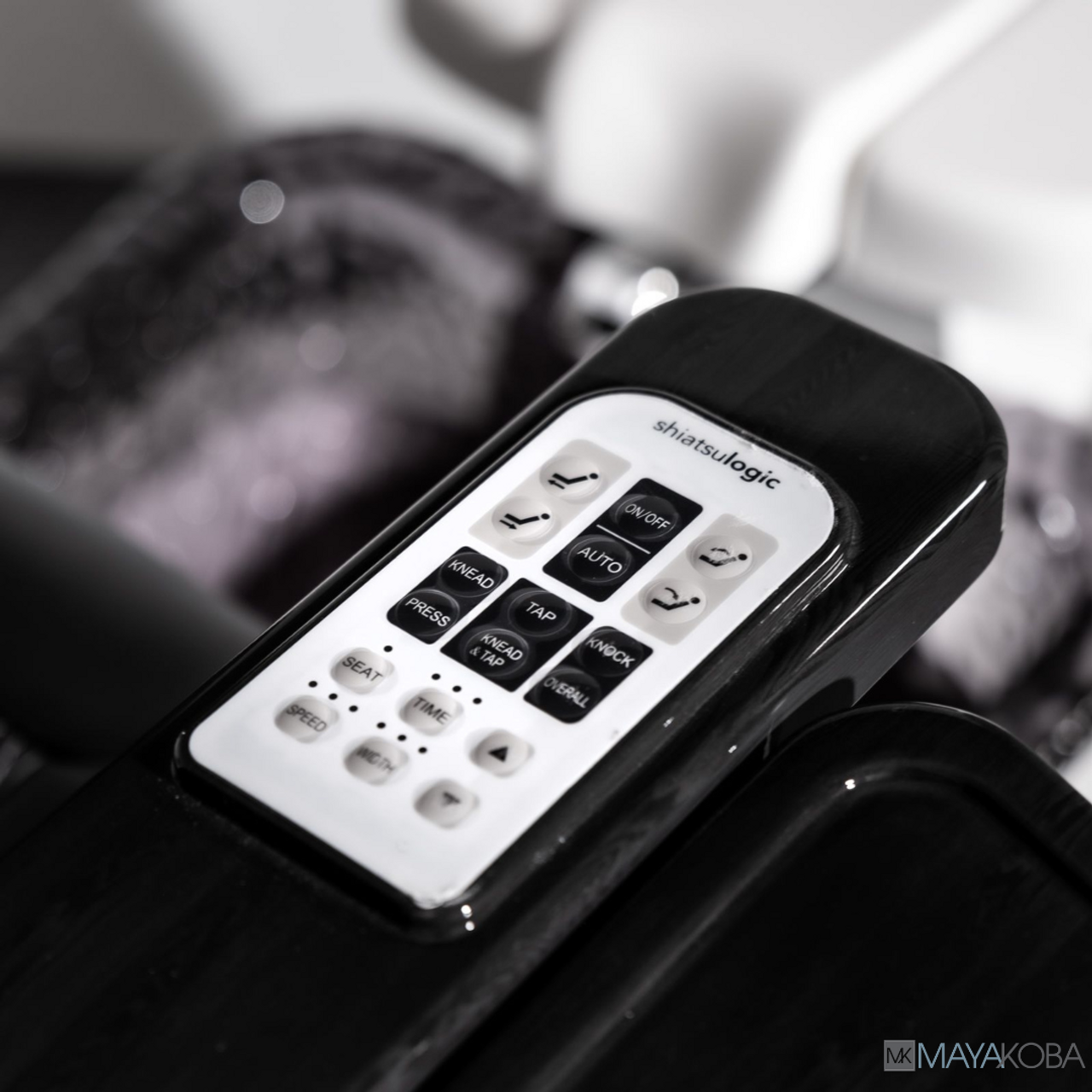 SERENITY Pedicure Spa with LX Chair Top by Mayakoba