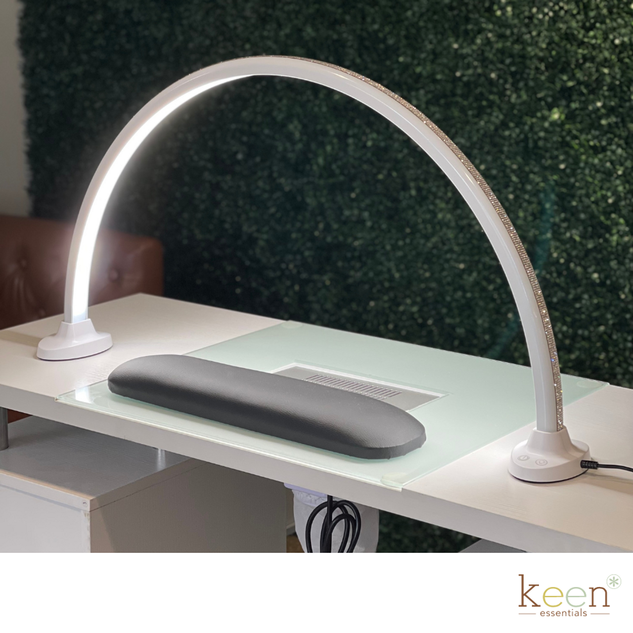KEEN LUNA LED Tabletop Lamp