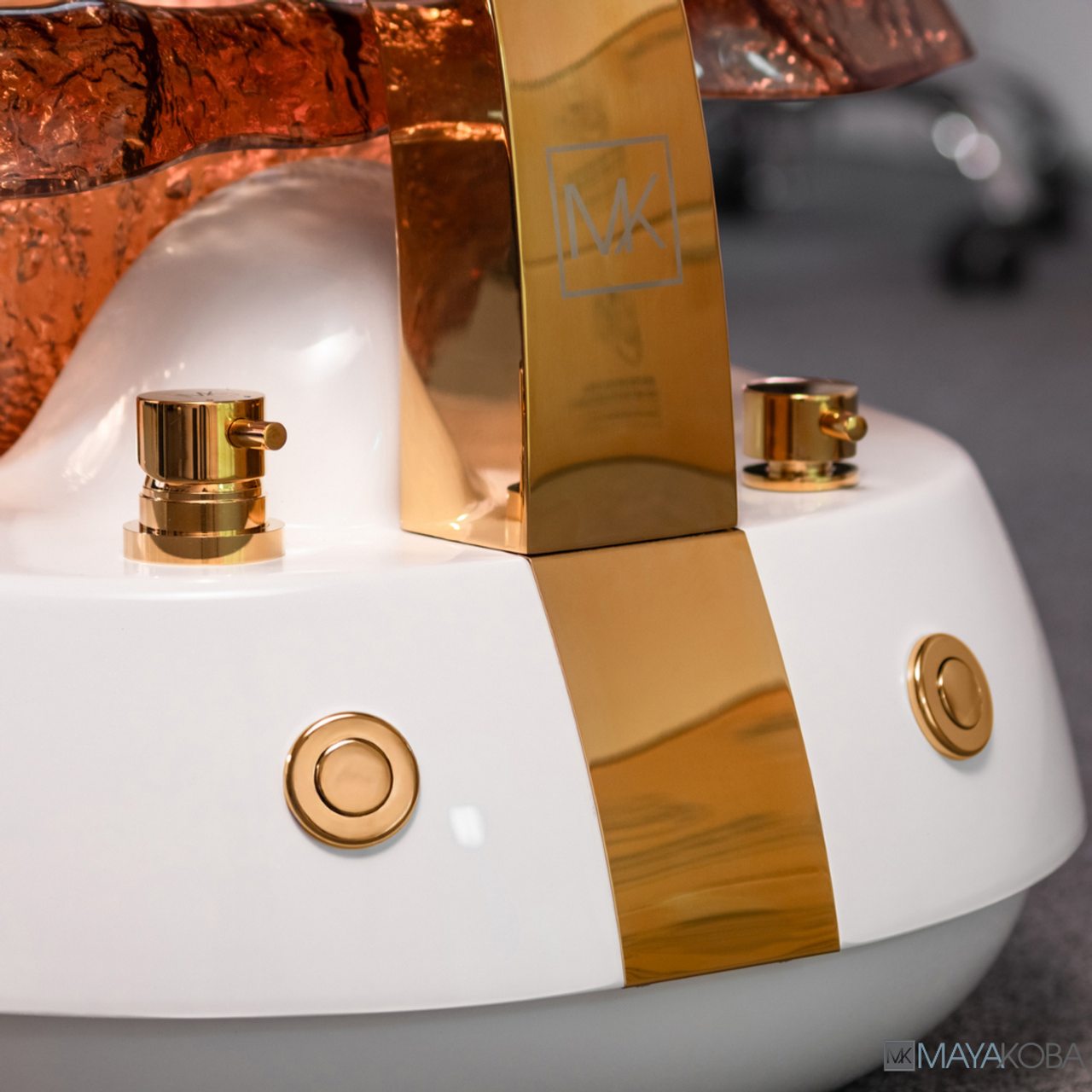 Siena Pedicure Spa w/ FX Chair by Mayakoba