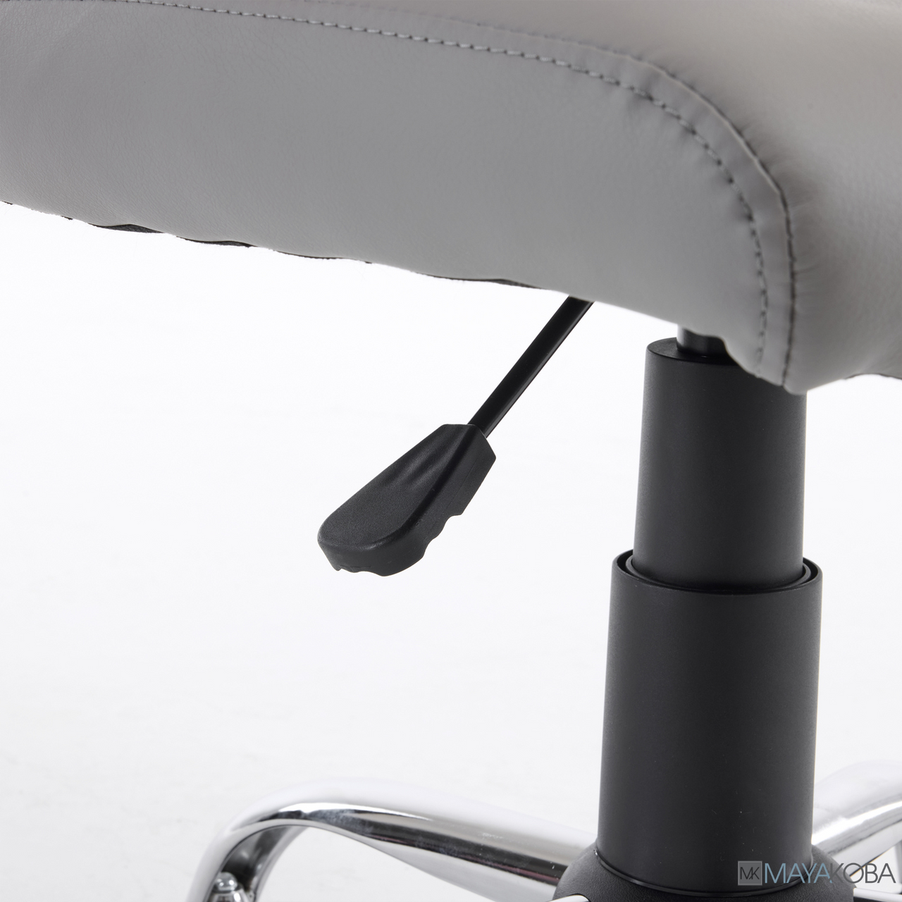 GENESIS Technician Stool