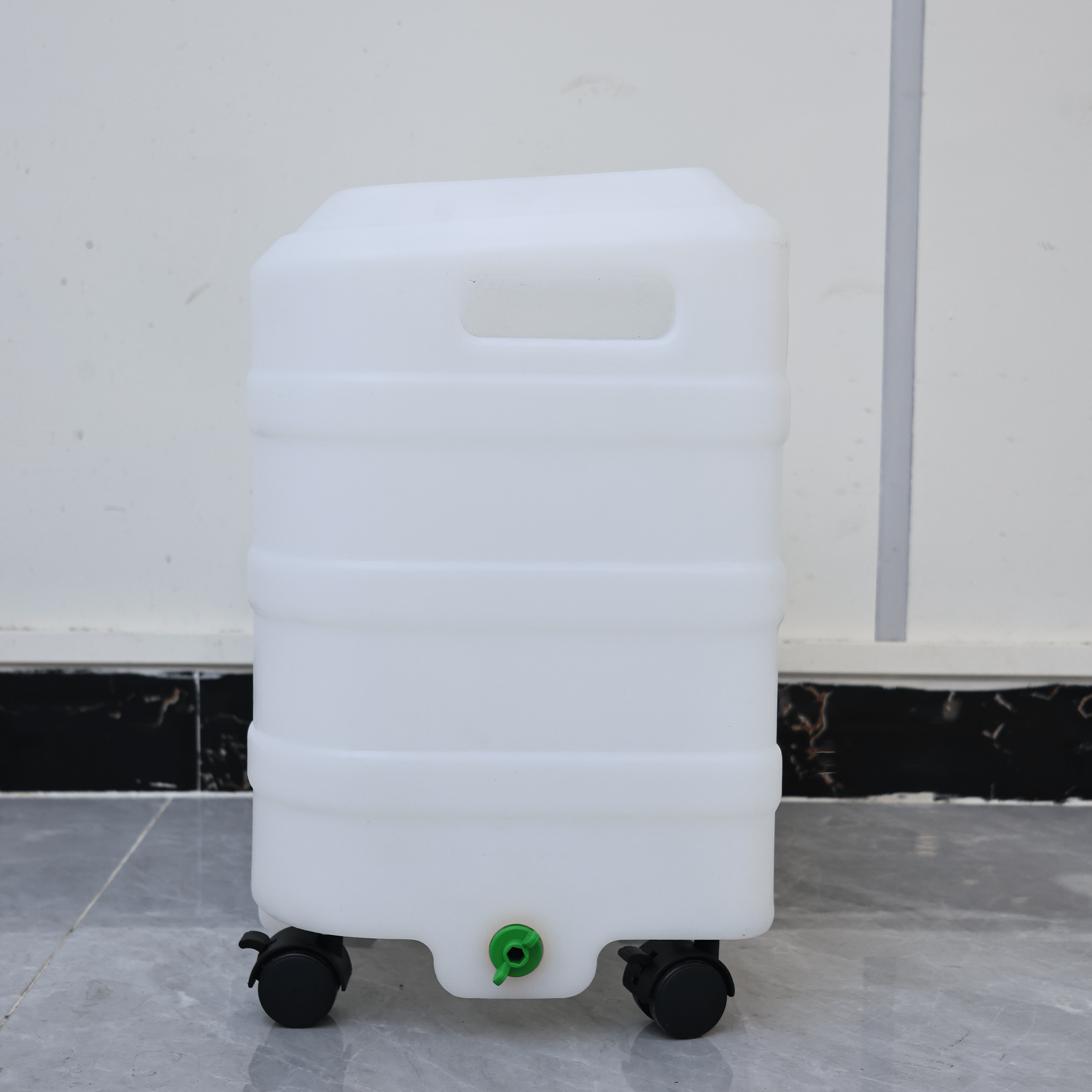 SEWAGE Tank For Non-Plumbing Head Spa