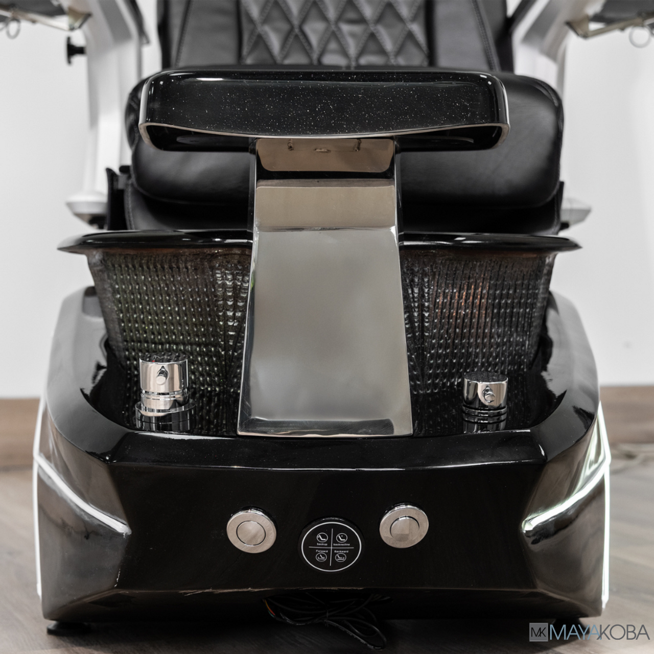 GEOM II Pedicure Spa with EX-R Chair Top by Mayakoba