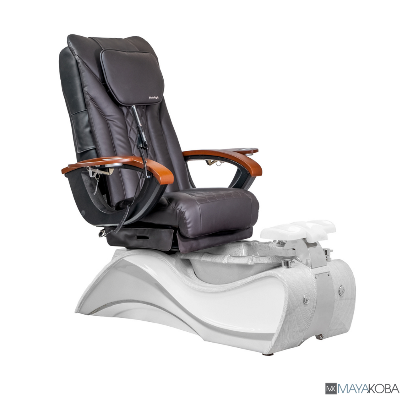 FIOR Pedicure Spa w/ EX-R Chair by Mayakoba