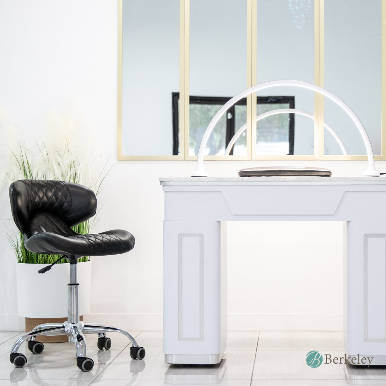 HUGO Technician Stool by Mayakoba
