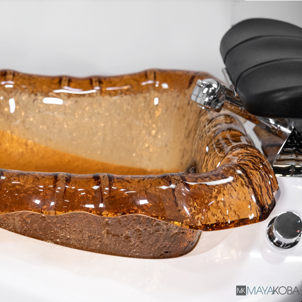 PERLA Pedicure Spa with LX Chair Top by Mayakoba