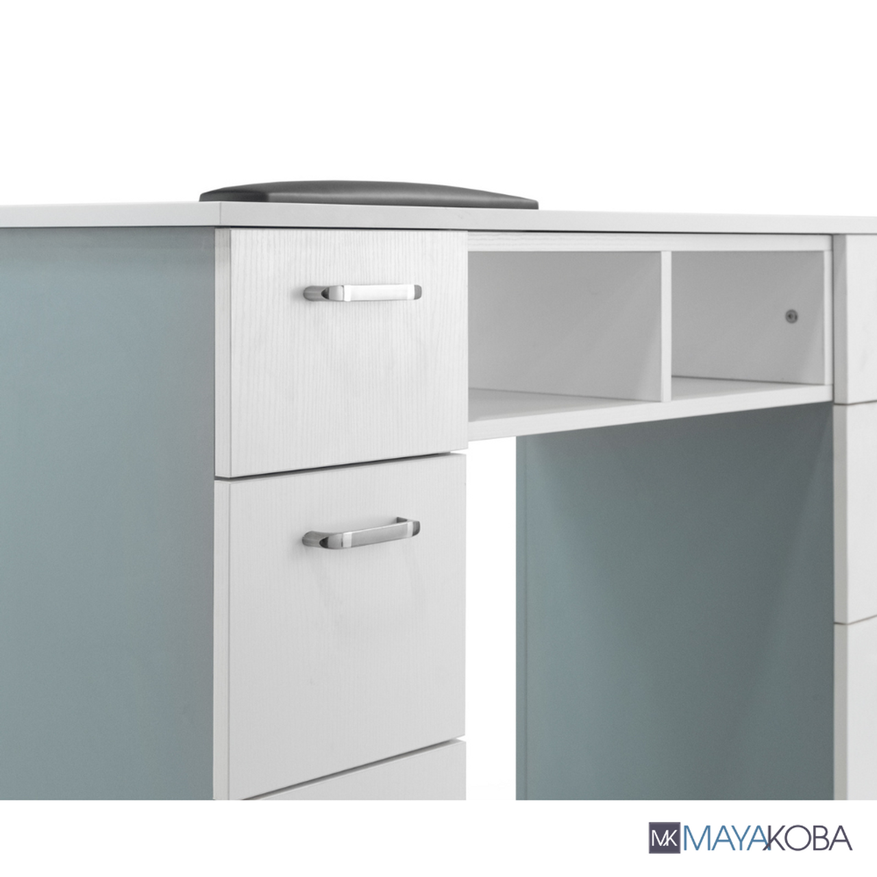 SENECA Manicure Nail Table by Mayakoba