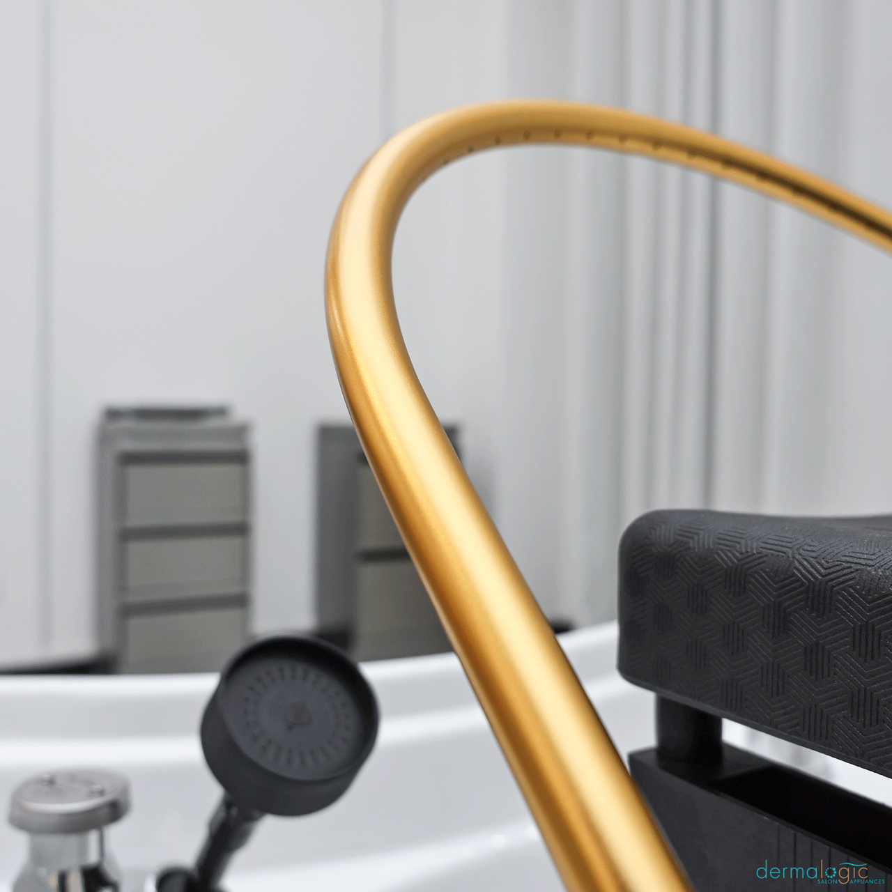 Metro Head Spa & Steam Therapy Treatment Bed by Dermalogic