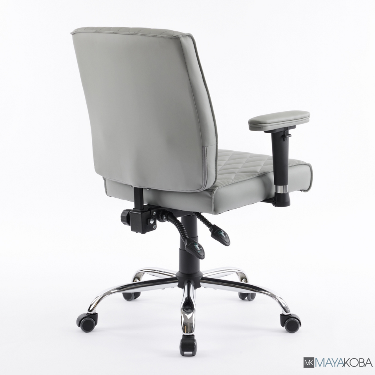 DELIA Customer Chair by Mayakoba